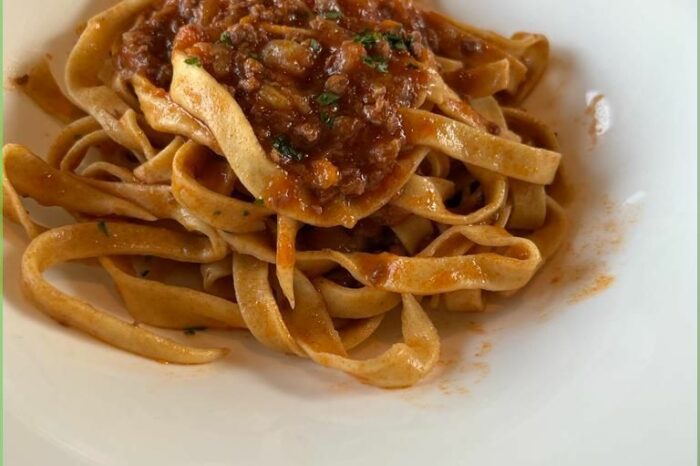 Repas de pâtes italien pour banquet de Mariage - Traiteur italien. Organisation repas italien.