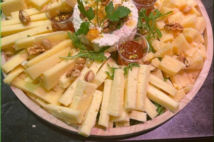 Plat italien - Haute Gastronomie italienne pour banquet de Mariage - Evénement fête anniversaire team bulding Traiteur italien. Organisation repas italien. Décoration table.