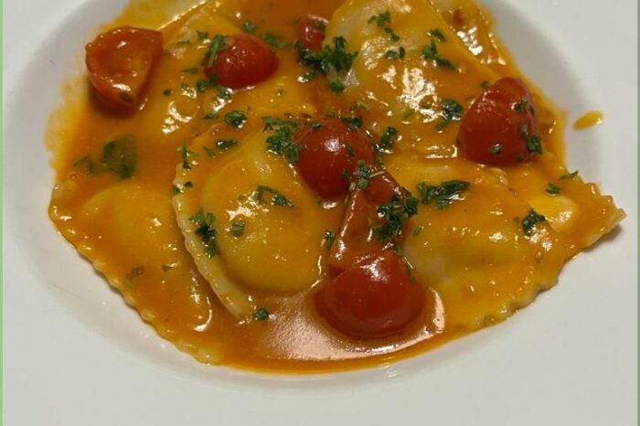 Plat italien - Haute Gastronomie italienne pour banquet de Mariage - Evénement fête anniversaire team bulding Traiteur italien. Organisation repas italien. Décoration table.